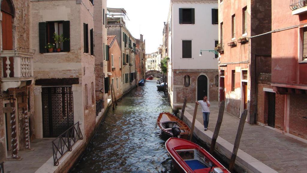 Holiday With Children In Venice Apartment Mestre Exterior photo