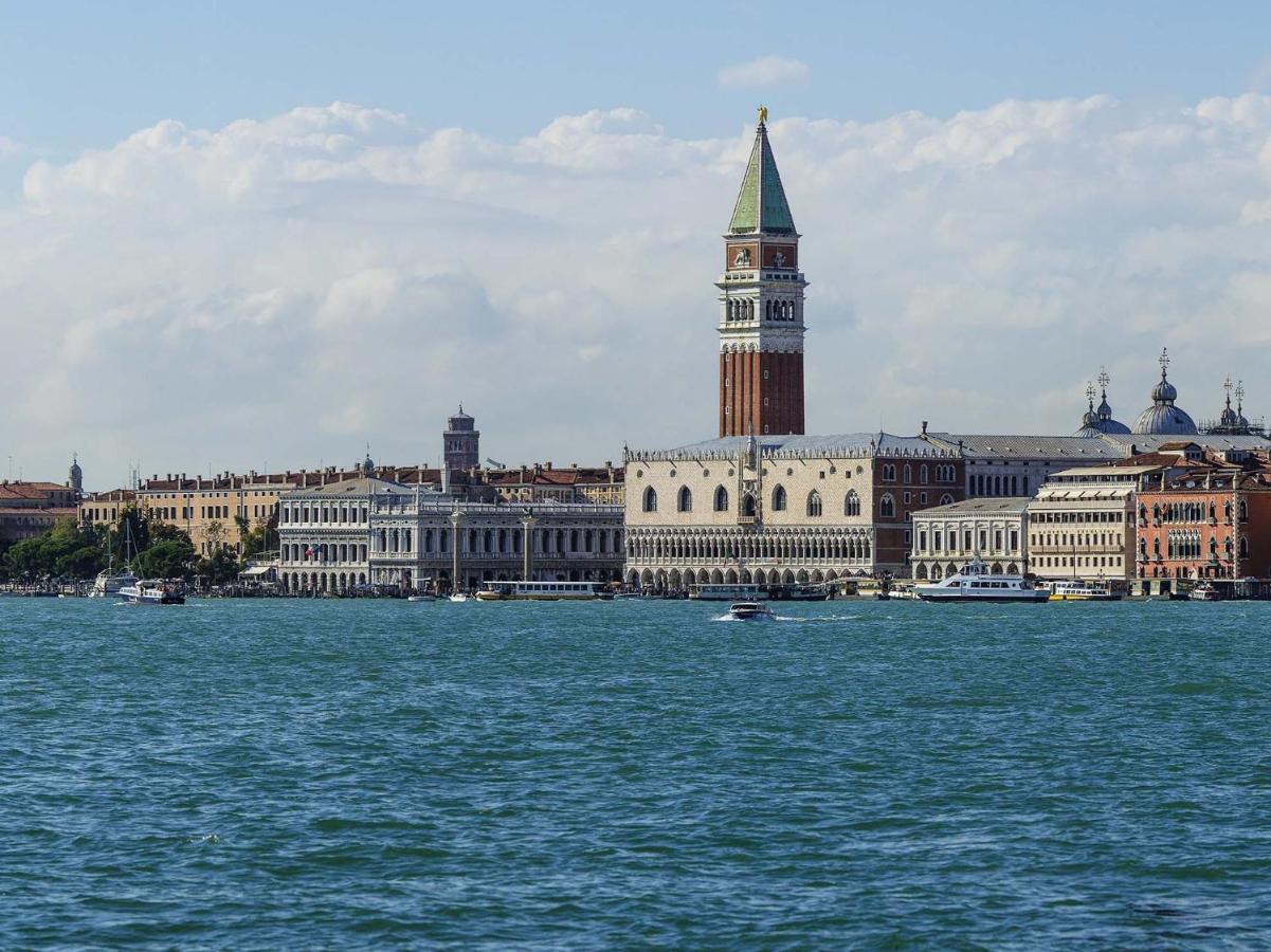 Holiday With Children In Venice Apartment Mestre Exterior photo